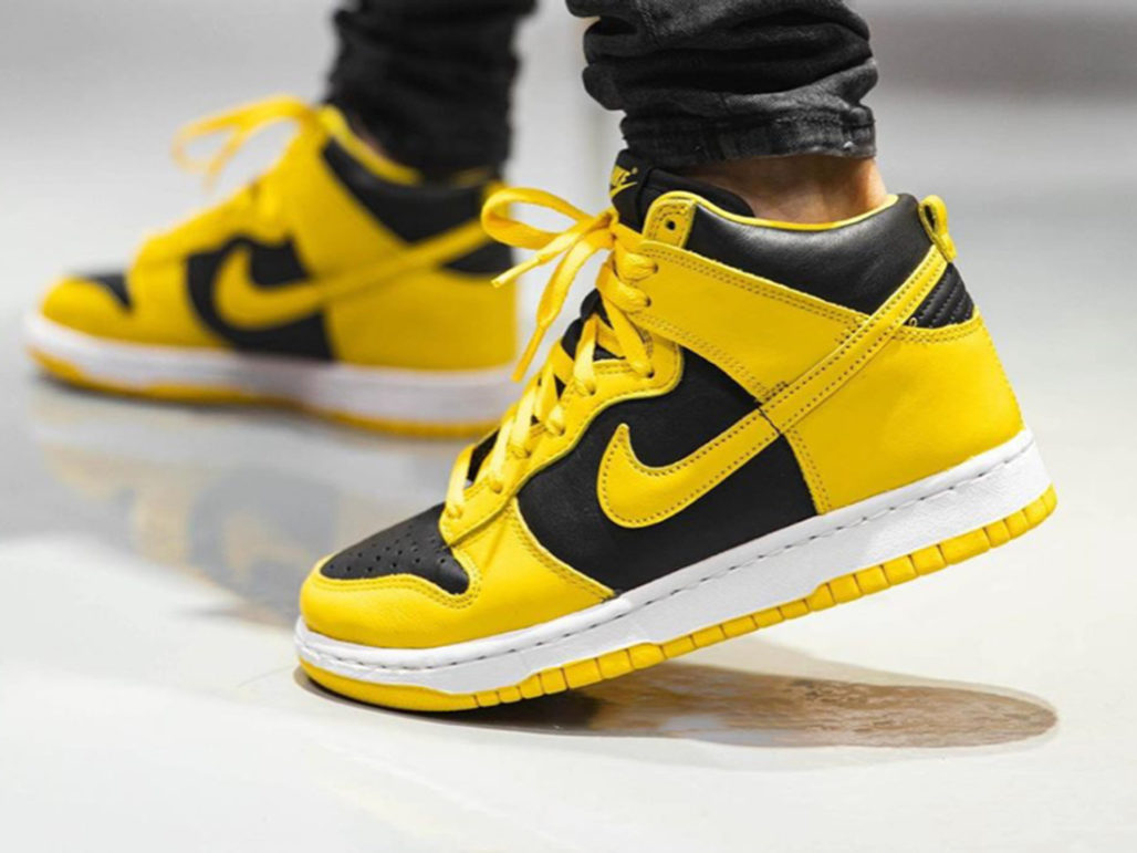 stockx dunk maize